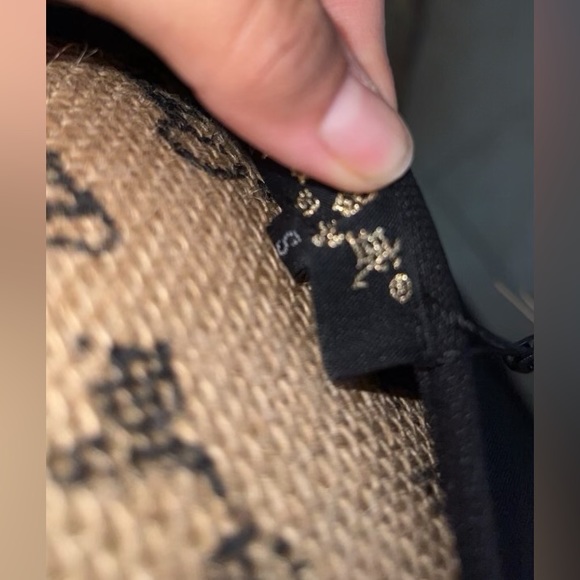 NEW - Picture 2 of 2